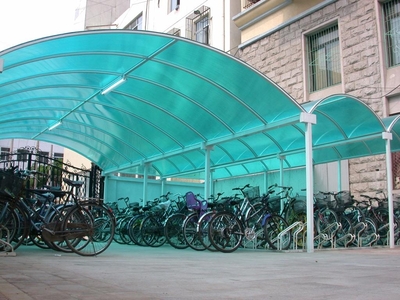 阳光板自行车棚